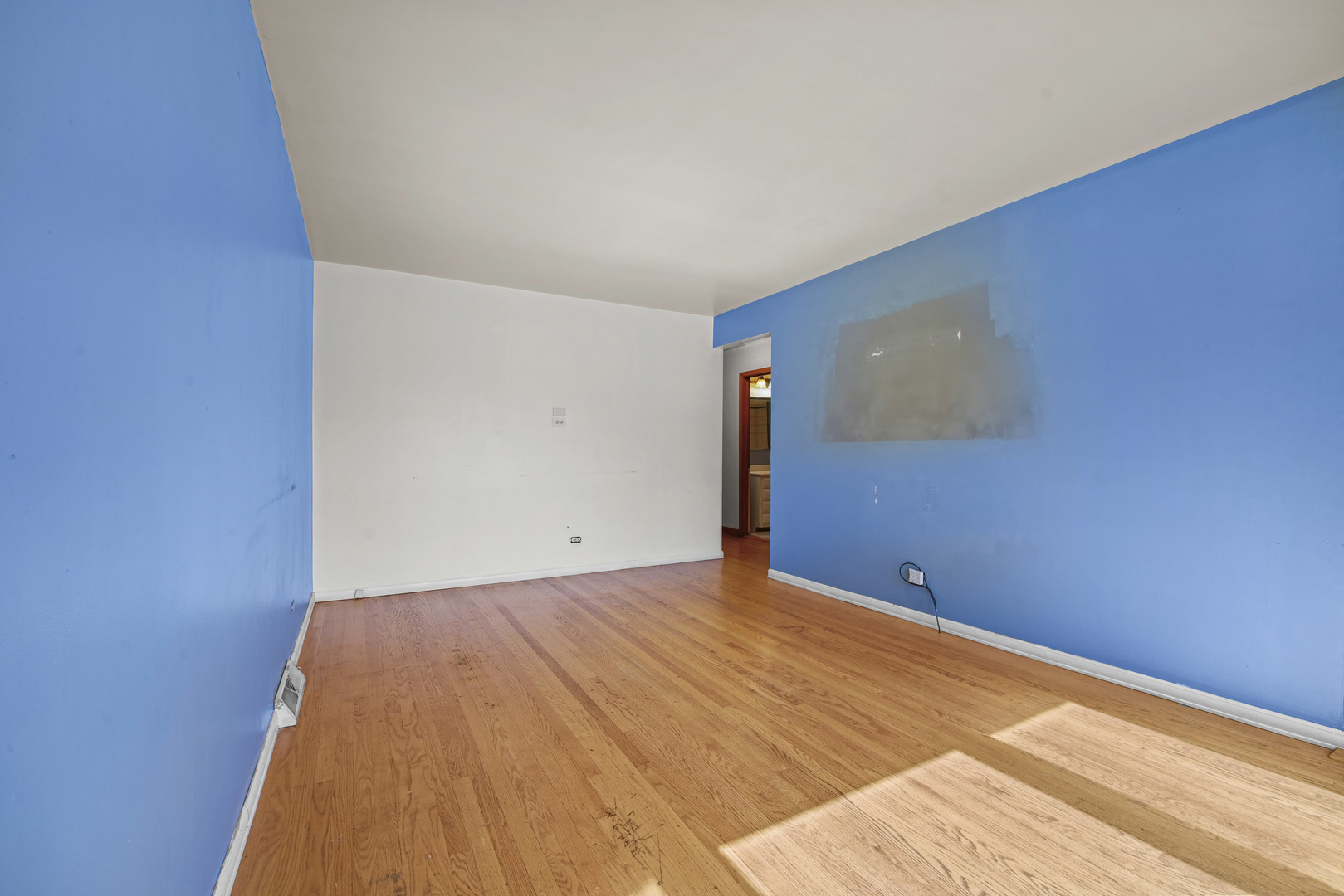 6508 103rd Street Chicago Ridge, IL 60415 - Photo 9 of 20 Gallery Image 9