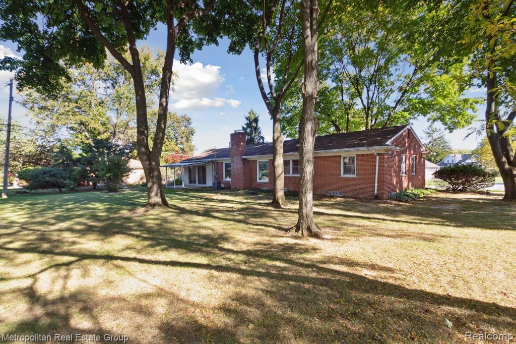26115 Steele Road Farmington Hills, MI 48331 - Photo 39 of 40