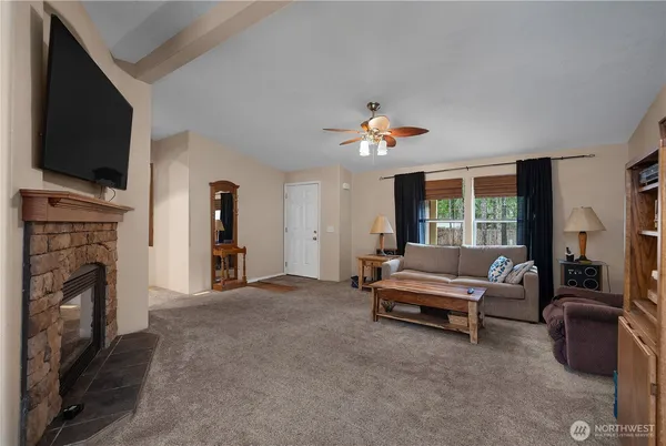 $379,950 | 20 North Olympic Avenue, Hoodsport, WA 98548