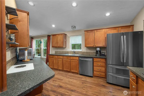 $379,950 | 20 North Olympic Avenue, Hoodsport, WA 98548