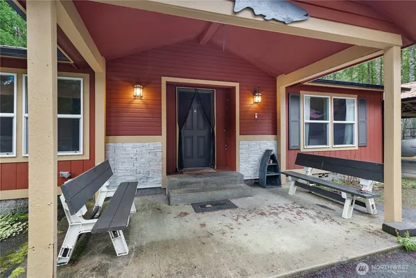 $379,950 | 20 North Olympic Avenue, Hoodsport, WA 98548