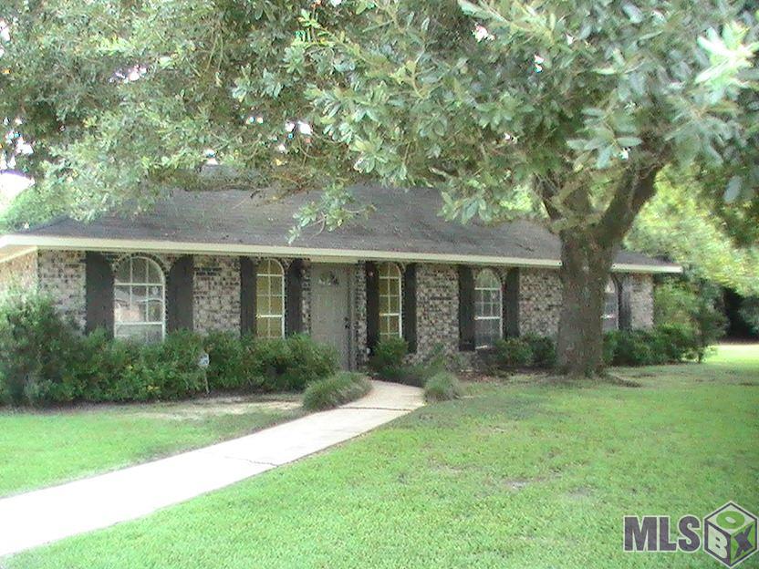 3537 Colonel Gibson Circle Baton Rouge, LA 70816 - Photo 1 of 13 Front
