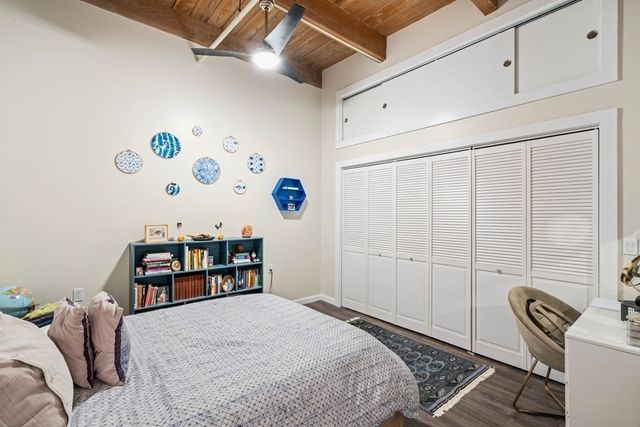 $1,070,000 | 33 Sleeper Street, Unit 608, Boston, MA 02210