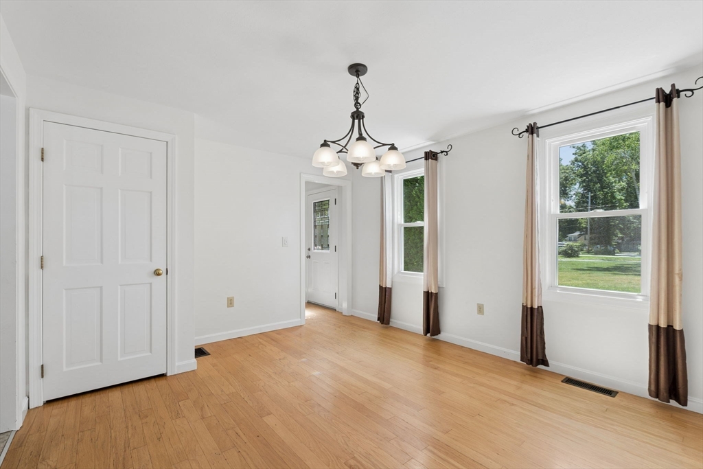15 Pine Grove Road Westford, MA 01886 - Photo 8 of 41