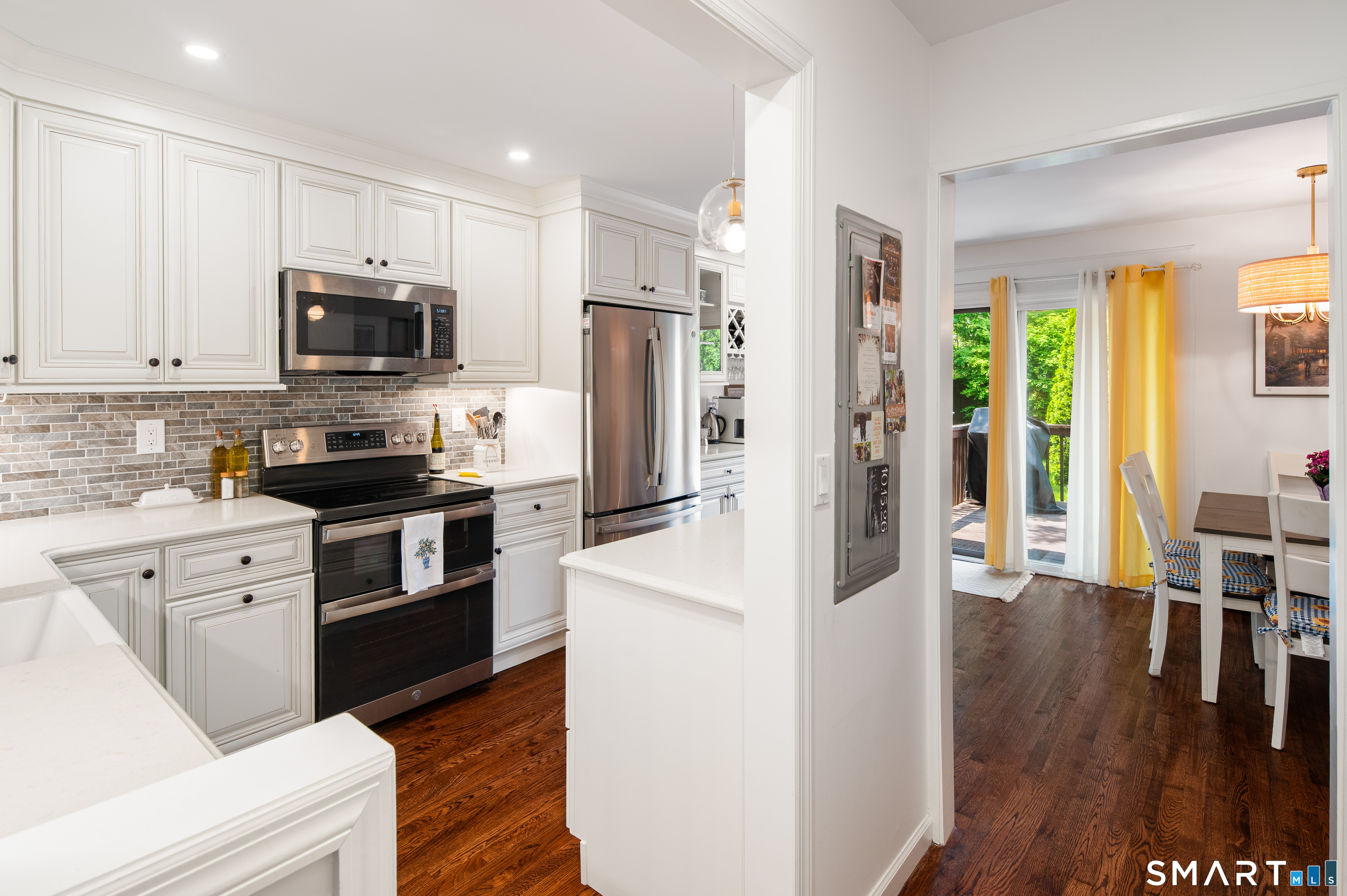 168 Belltown Road, Unit 11 Stamford, CT 06905 - Photo 13 of 25