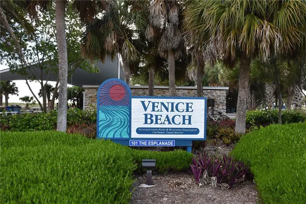 a view of sign board and a park