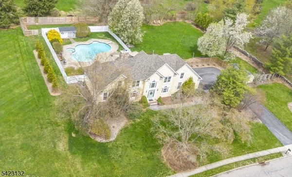 $895,000 | 13 Wilson Way, Ringoes, NJ 08551