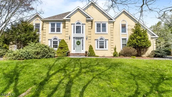 $895,000 | 13 Wilson Way, Ringoes, NJ 08551