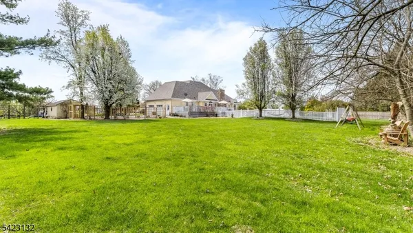 $895,000 | 13 Wilson Way, Ringoes, NJ 08551