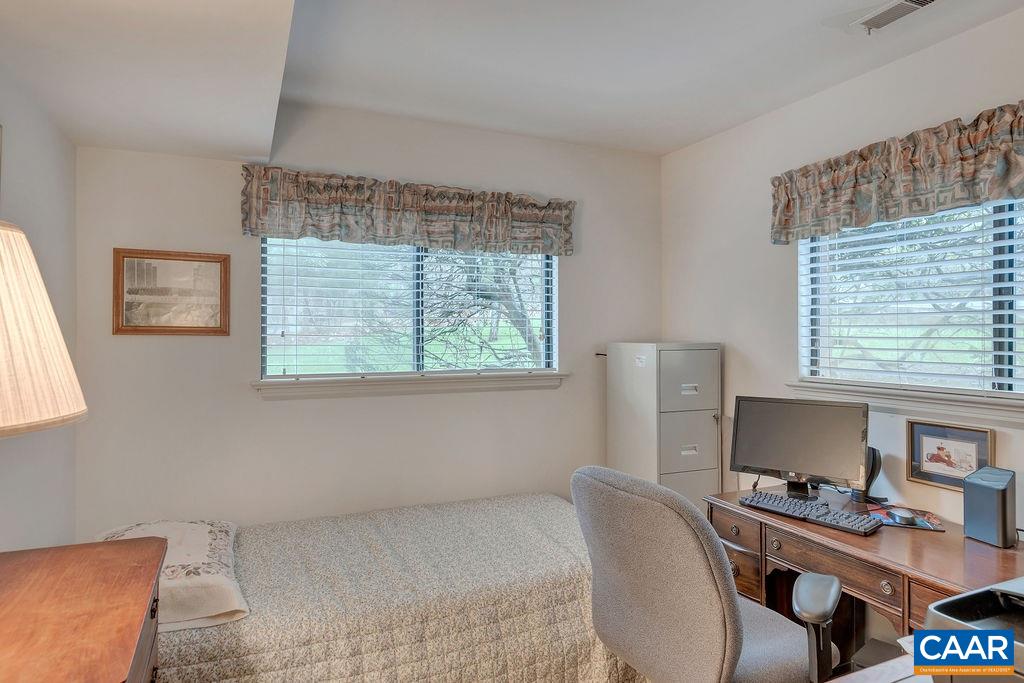 3 Laguna Road Palmyra, VA 22963 - Photo 23 of 39 a workspace with furniture and a window