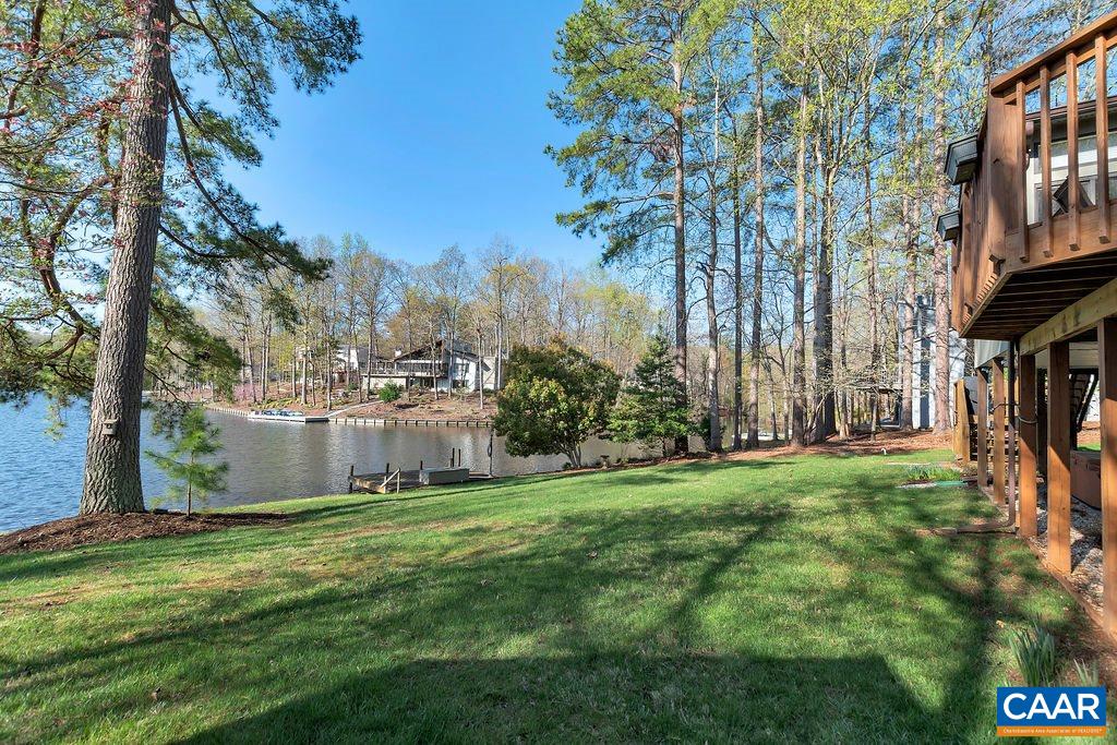 3 Laguna Road Palmyra, VA 22963 - Photo 30 of 39 a view of a yard with large trees