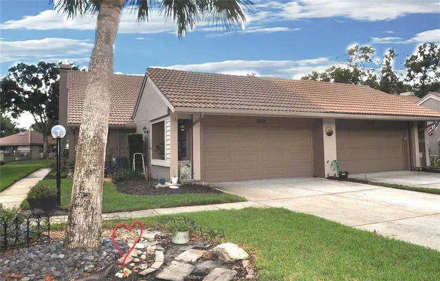 $375,000 | 3230 Jademoor Circle, Palm Harbor, FL 34685