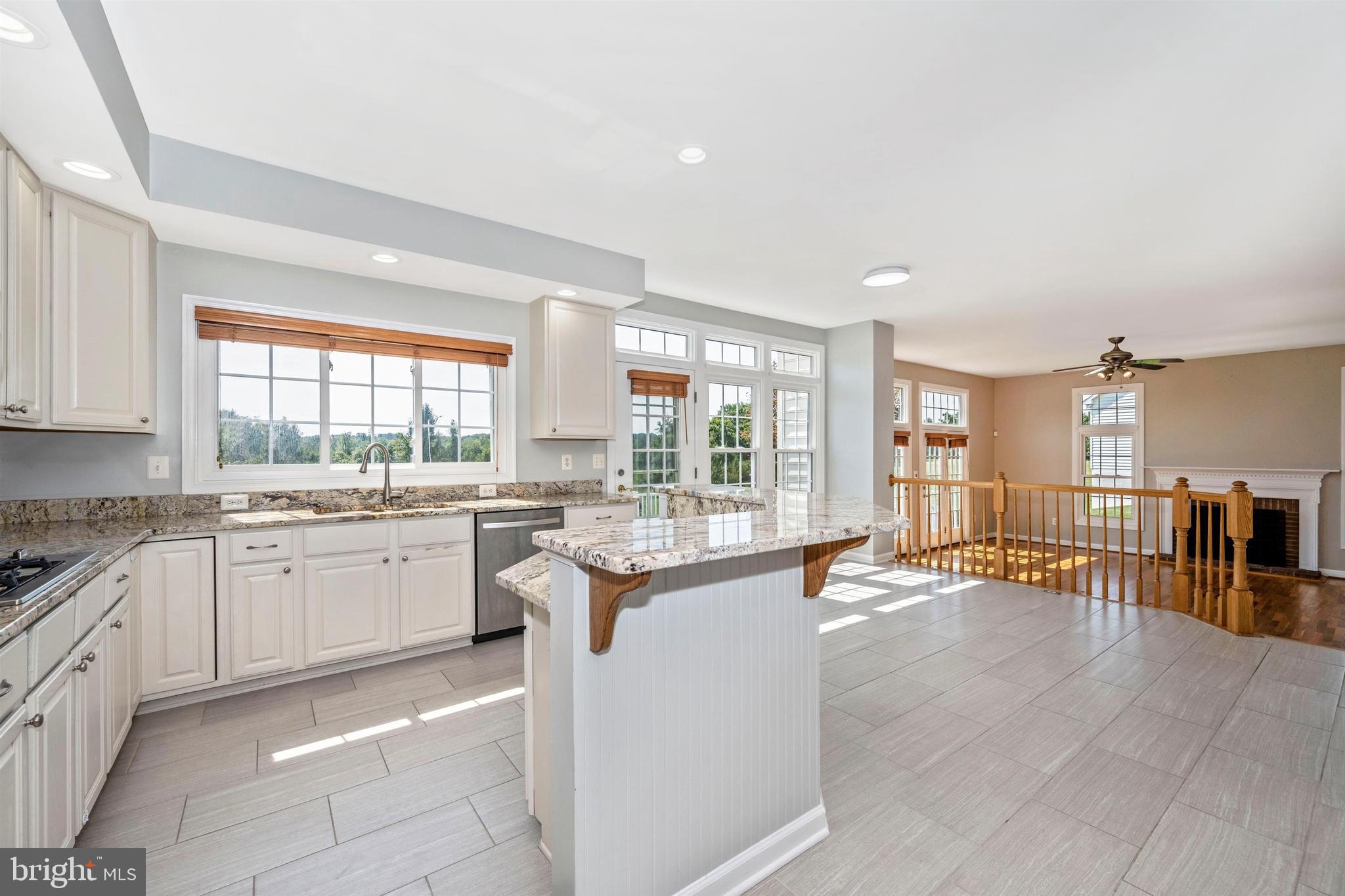 925 Brick Manor Circle Silver Spring, MD 20905 - Photo 12 of 50