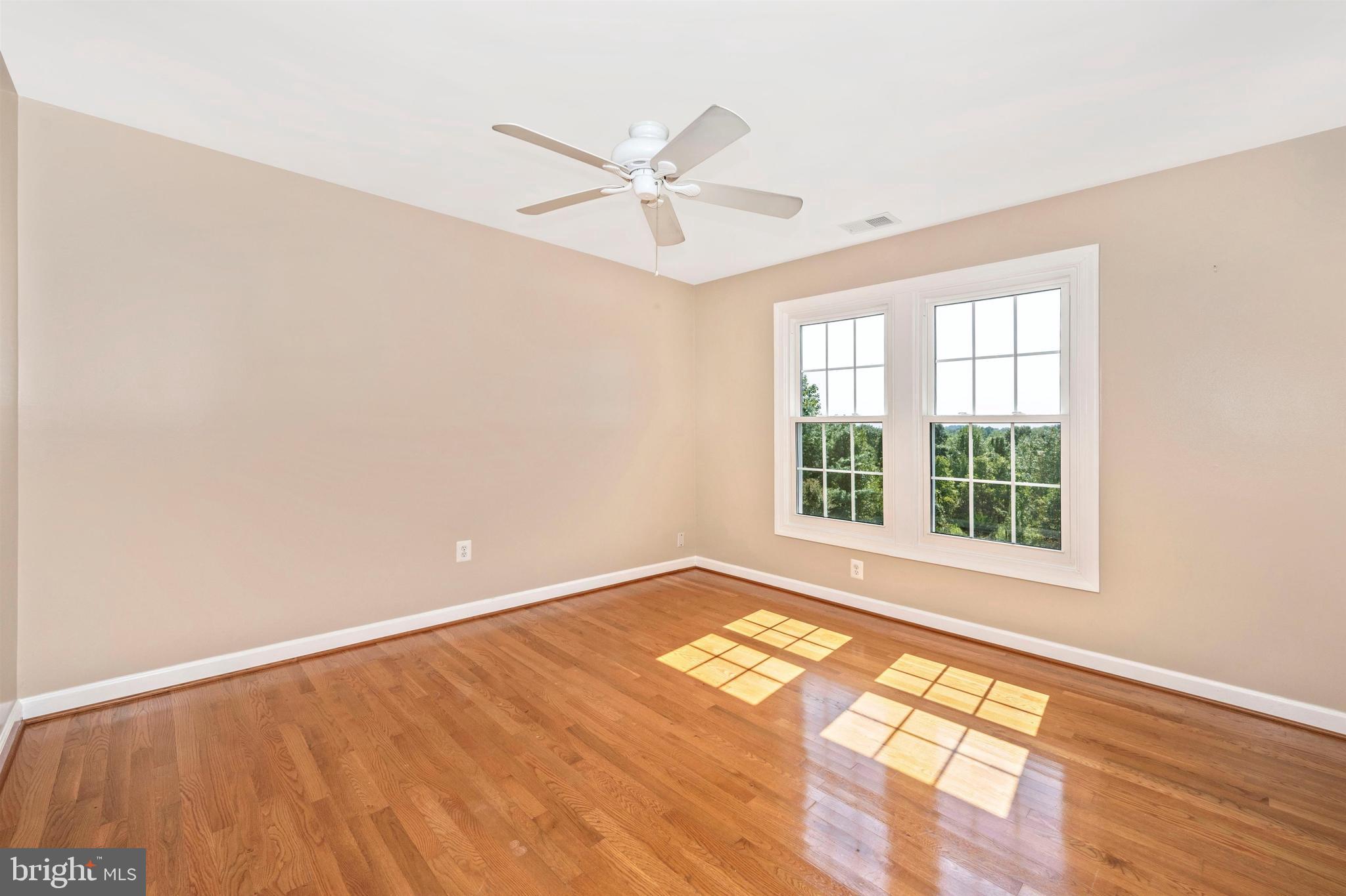 925 Brick Manor Circle Silver Spring, MD 20905 - Photo 27 of 50