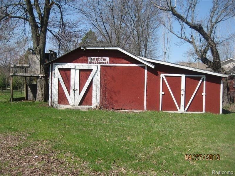 39440 Willis Road Belleville, MI 48111 - Photo 18 of 25 Shed 2`.JPG