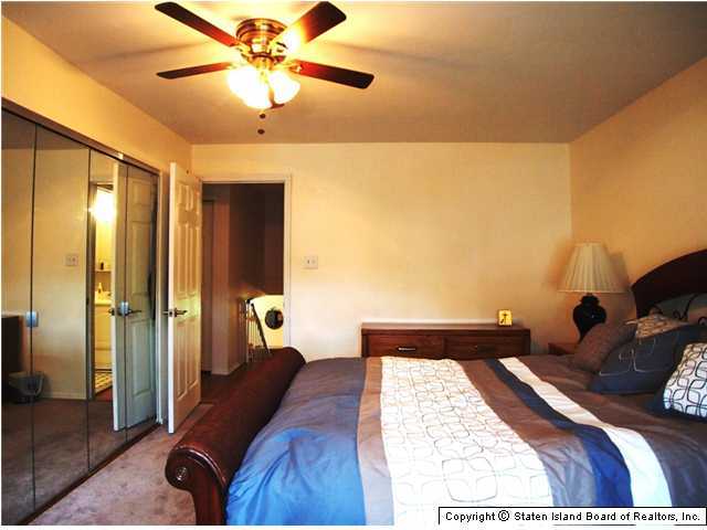 112 Timber Ridge Drive Staten Island, NY 10306 - Photo 12 of 20 Additional Photo
