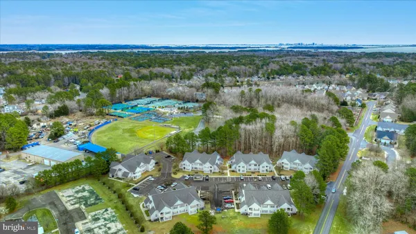 $295,000 | 11423 Manklin Creek Road, Unit 1, Ocean Pines, MD 21811
