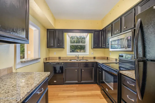 $324,900 | 3 Colonial Pines Circle, Pinehurst, NC 28374