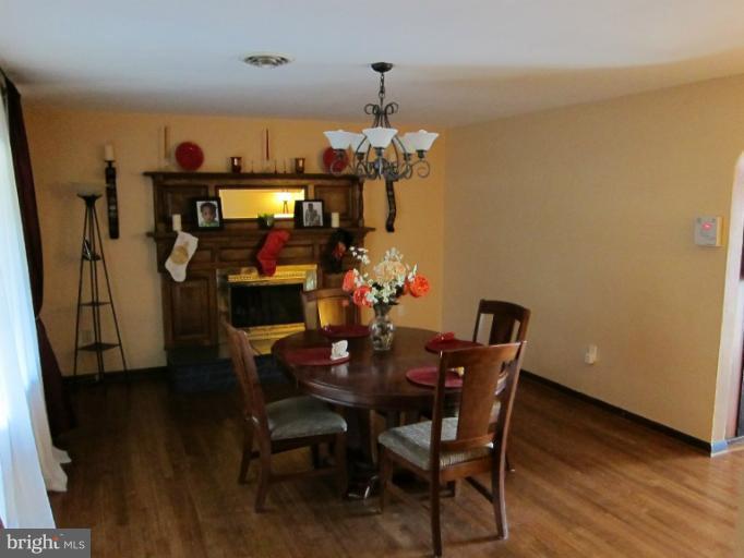 7509 Old Receiver Road Frederick, MD 21702 - Photo 4 of 21 Dining Room