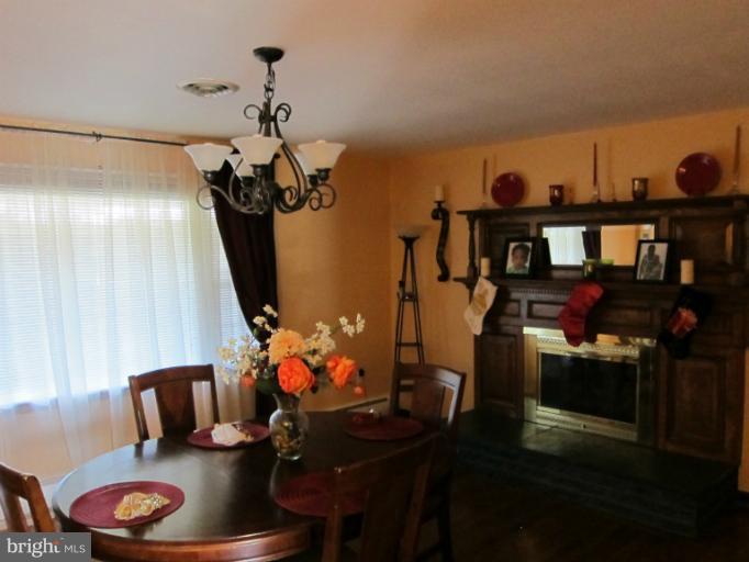 7509 Old Receiver Road Frederick, MD 21702 - Photo 5 of 21 Dining Room