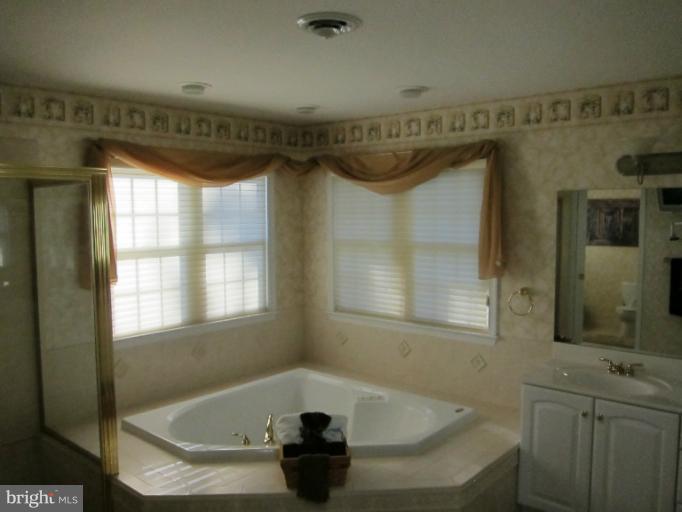 7509 Old Receiver Road Frederick, MD 21702 - Photo 8 of 21 Bath (Master)