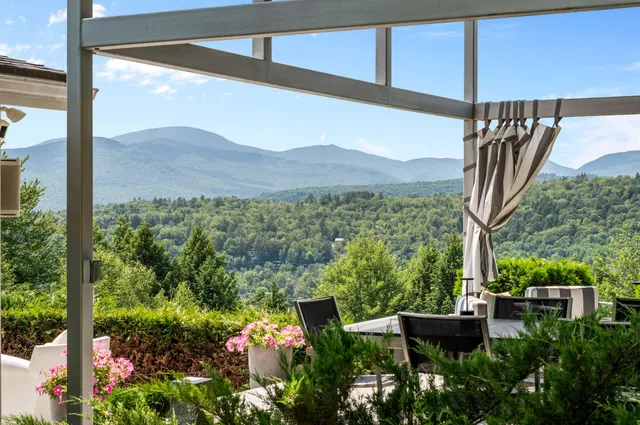 $2,250,000 | 458 Old Farm Road, Stowe, VT 05672