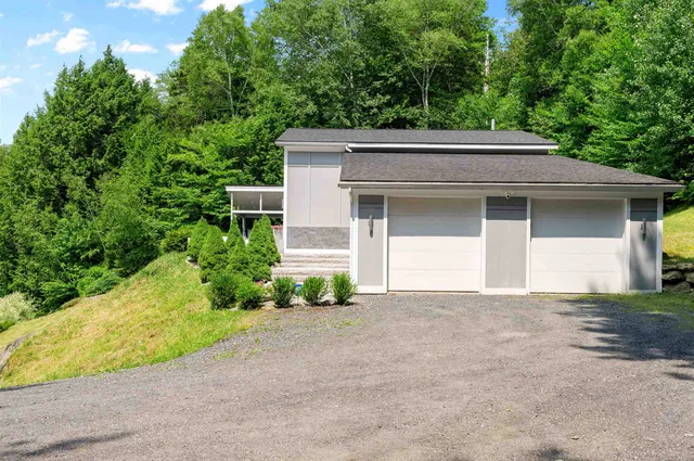 $2,250,000 | 458 Old Farm Road, Stowe, VT 05672