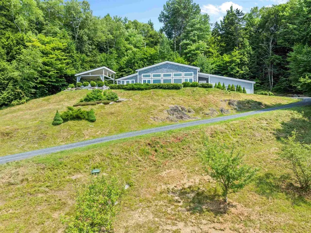 $2,250,000 | 458 Old Farm Road, Stowe, VT 05672