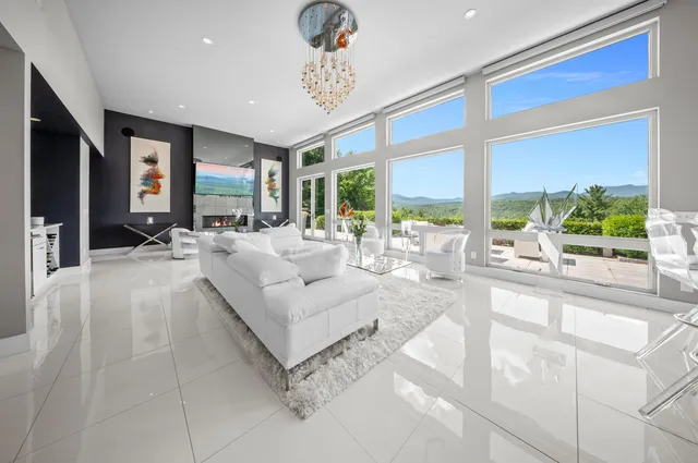 $2,250,000 | 458 Old Farm Road, Stowe, VT 05672