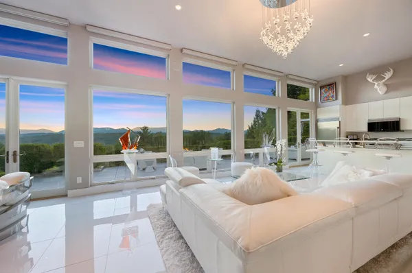 $2,250,000 | 458 Old Farm Road, Stowe, VT 05672