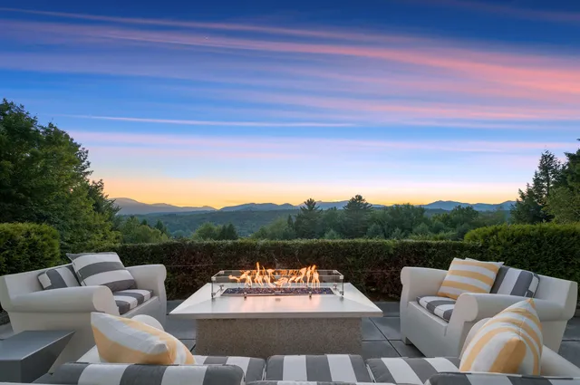 $2,250,000 | 458 Old Farm Road, Stowe, VT 05672