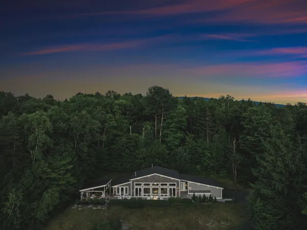 $2,250,000 | 458 Old Farm Road, Stowe, VT 05672