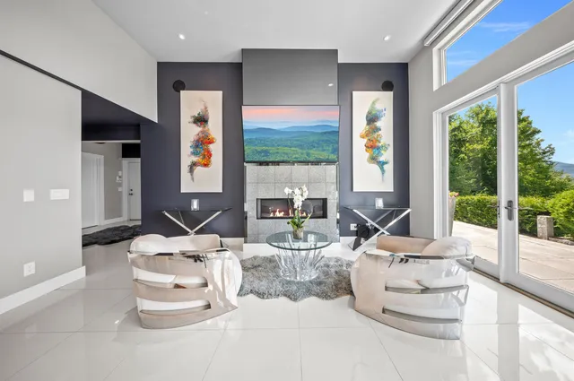 $2,250,000 | 458 Old Farm Road, Stowe, VT 05672