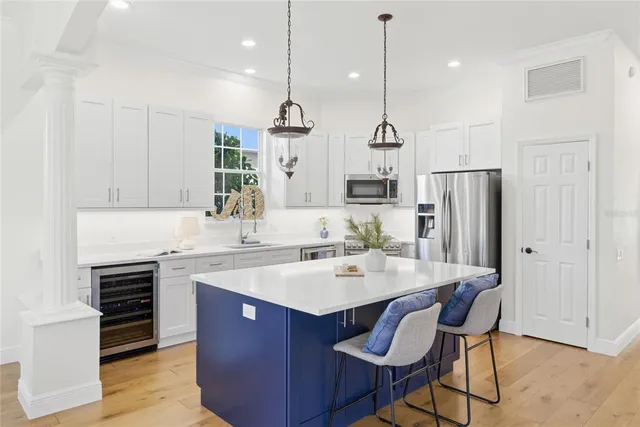 $1,249,000 | 9226 13th Ave Circle Northwest, Bradenton, FL 34209