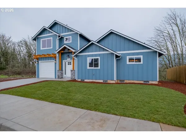 $399,999 | 1453 45th Avenue, Sweet Home, OR 97386
