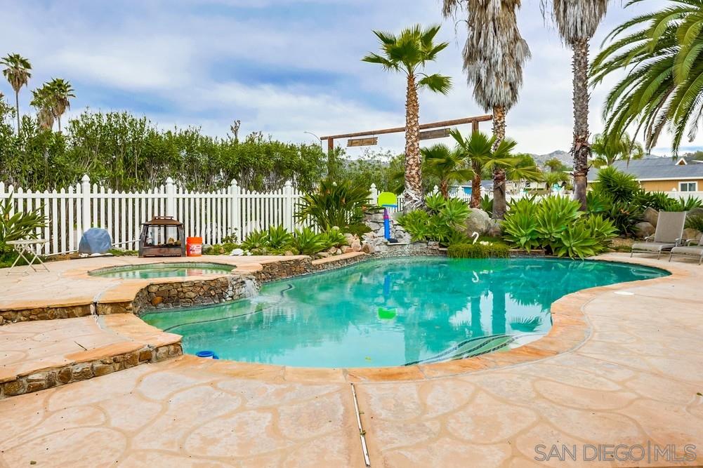 9762 Silva Road El Cajon, CA 92021 - Photo 13 of 25 Gallery Image 13