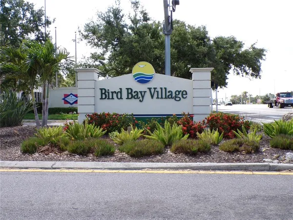 $1,600 | 634 Bird Bay Drive East, Unit 102, Venice, FL 34285