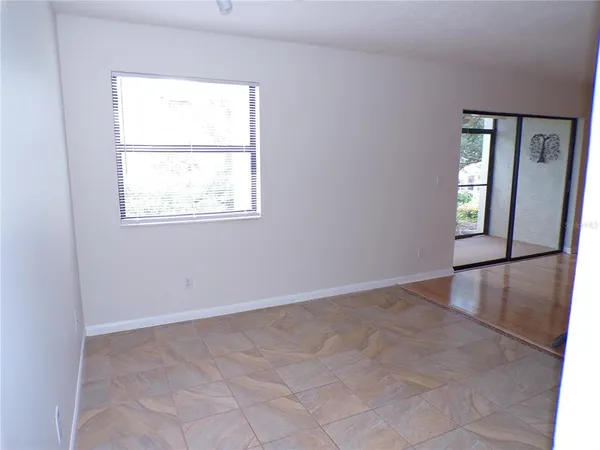 $1,600 | 634 Bird Bay Drive East, Unit 102, Venice, FL 34285