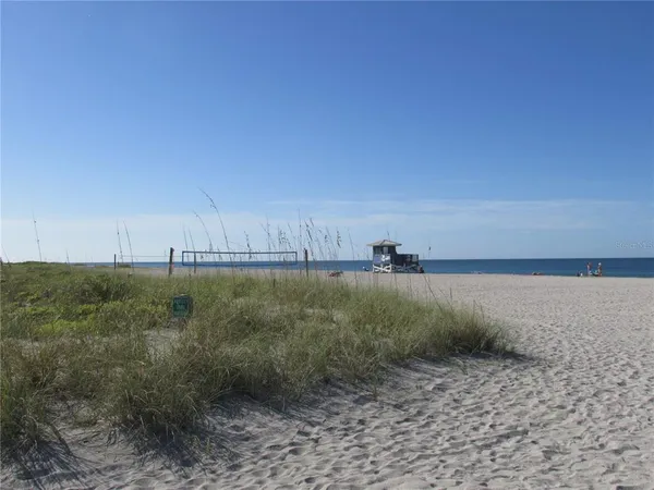 $1,600 | 634 Bird Bay Drive East, Unit 102, Venice, FL 34285