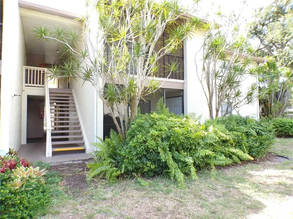 $1,600 | 634 Bird Bay Drive East, Unit 102, Venice, FL 34285