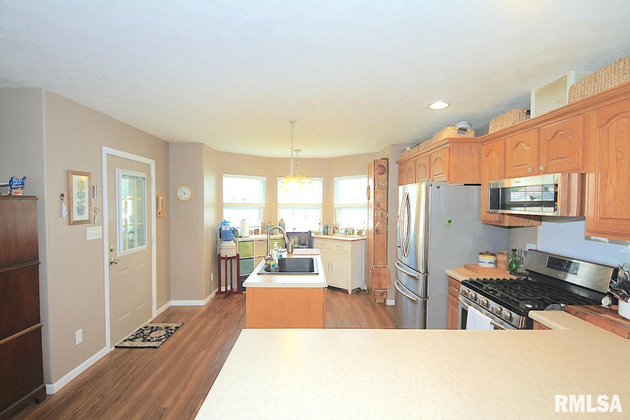 313 Evergreen Trail Herrin, IL 62948 - Photo 7 of 21 Gallery Image 7
