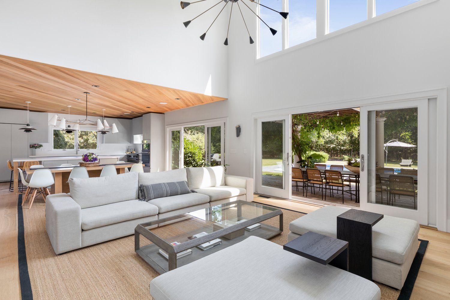 85 Edge Of Woods Road Southampton, NY 11968 - Photo 5 of 25