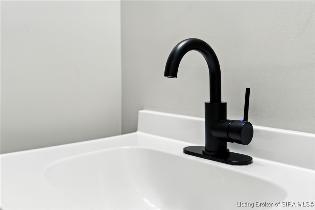 209 Guilford Road Charlestown, IN 47111 - Photo 14 of 36 Gallery Image 14