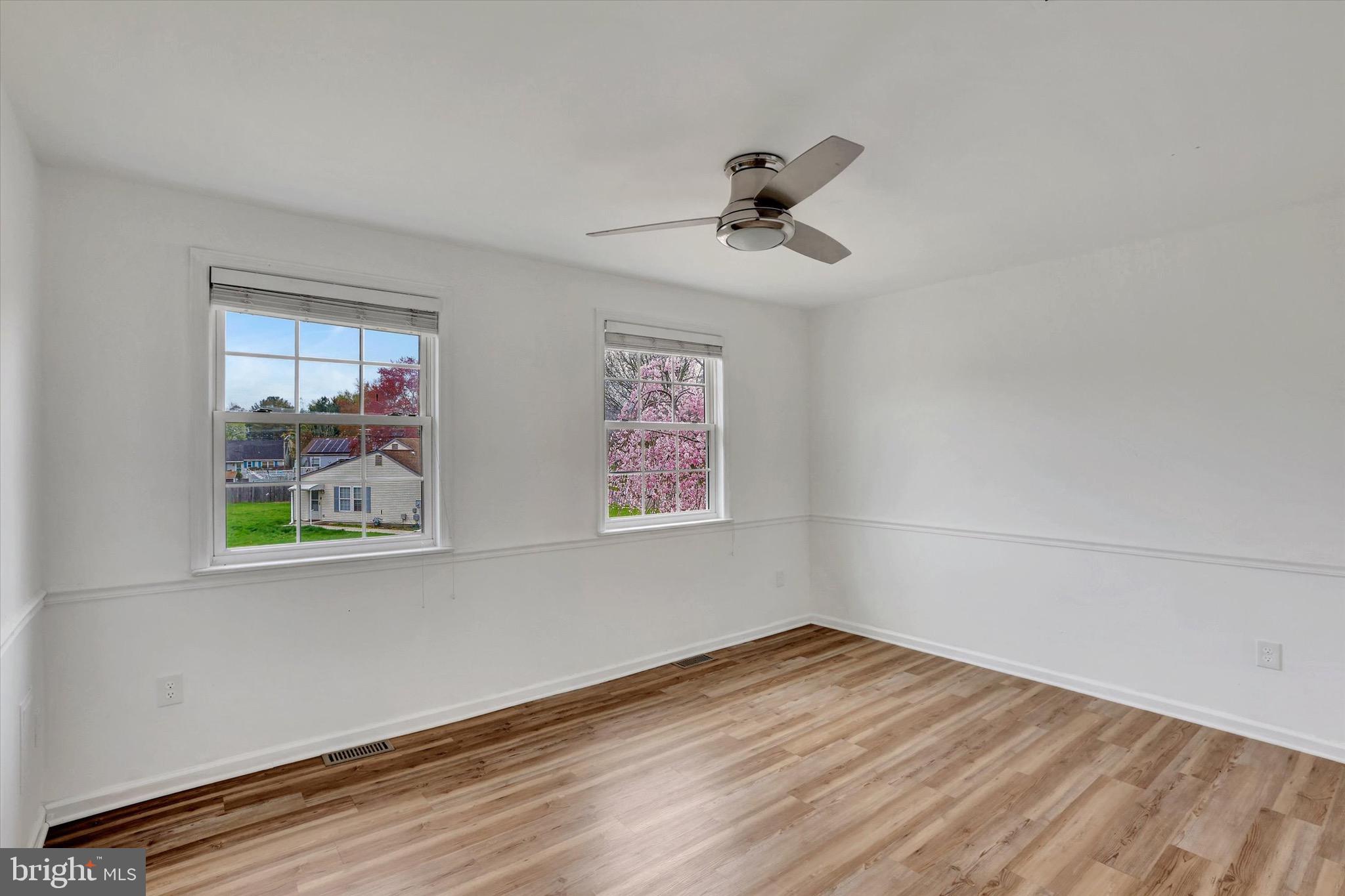 80 Dover Road Westampton, NJ 08060 - Photo 28 of 36 a view of empty room with wooden floor and fan