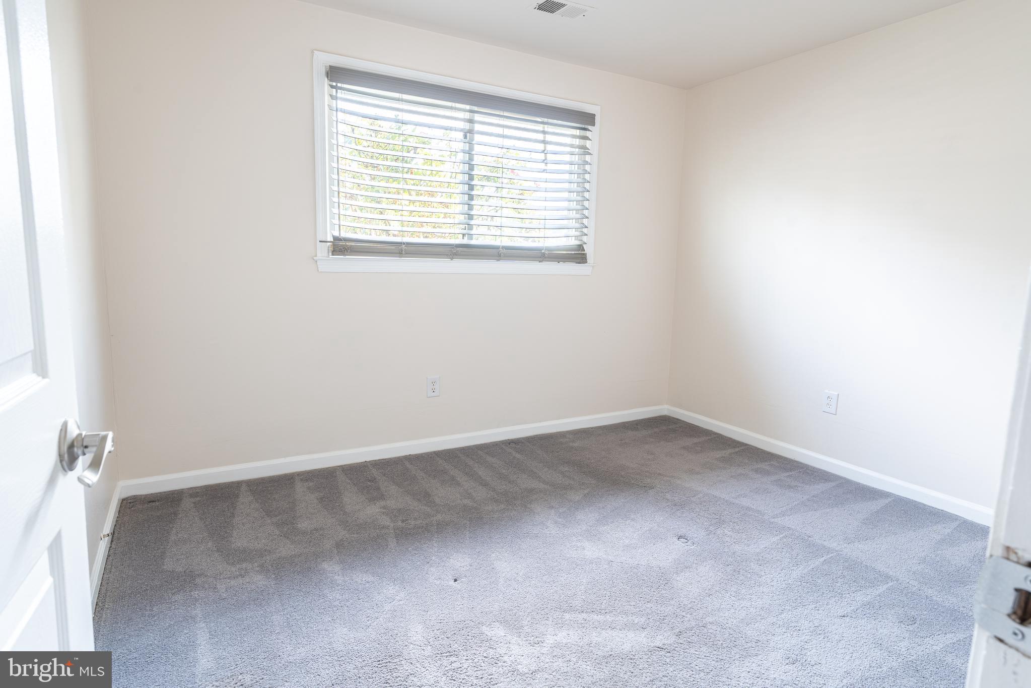 6612 Valley Park Road Capitol Heights, MD 20743 - Photo 15 of 16