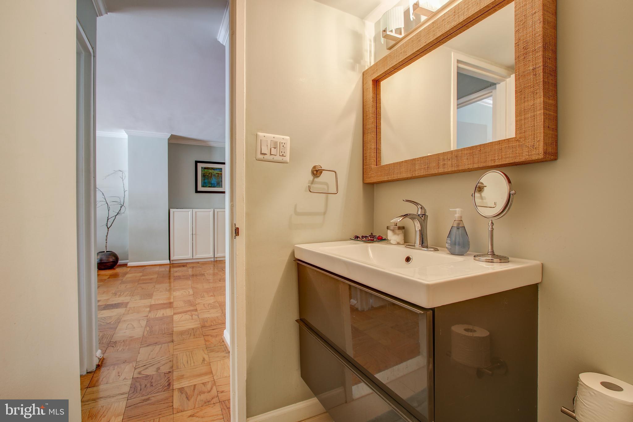 5101 River Road, Unit 208 Bethesda, MD 20816 - Photo 26 of 35