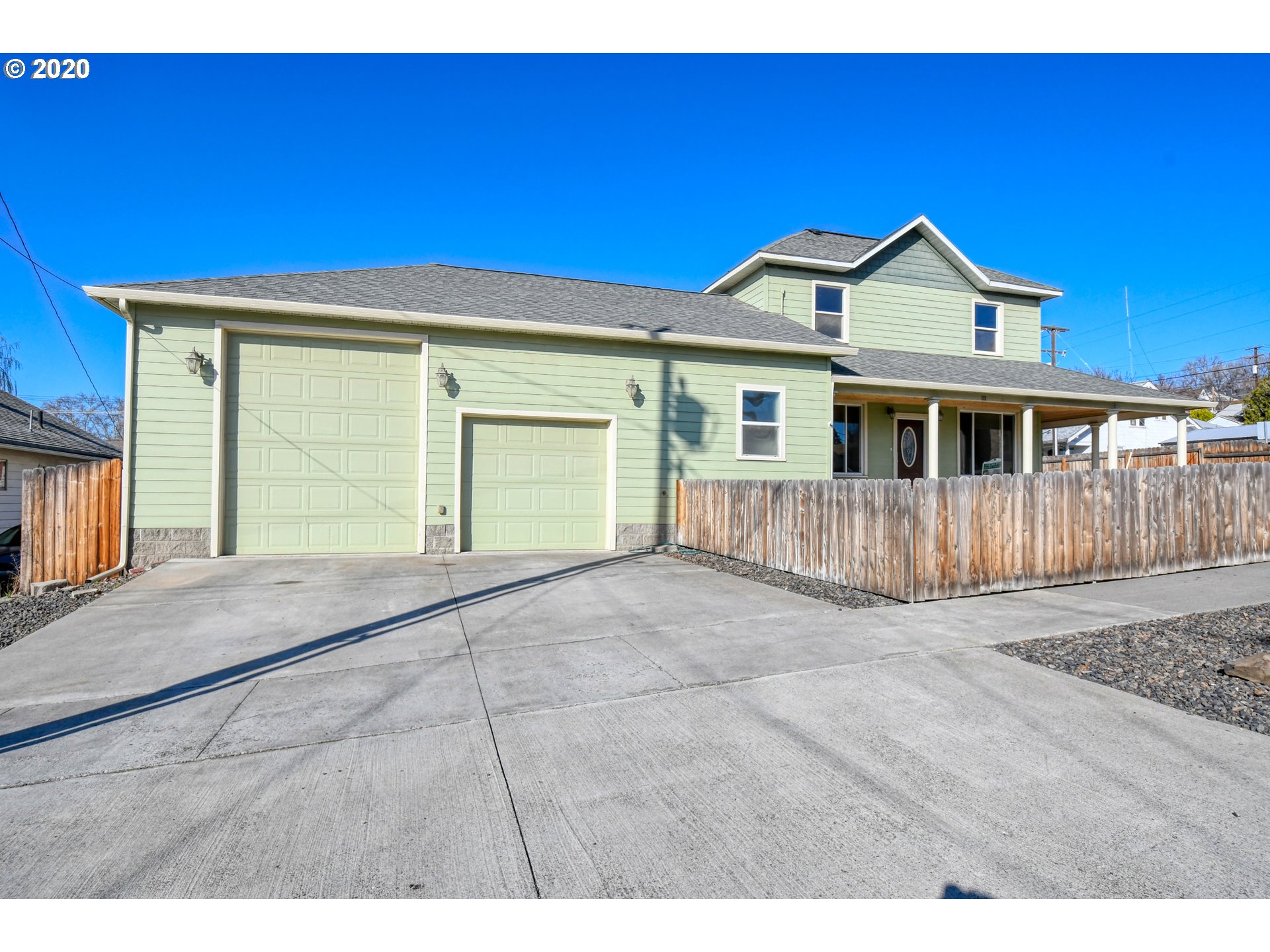 121 Northwest 9th Street Pendleton, OR 97801 - Photo 3 of 32