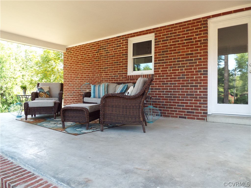 707 Meadowview Road Colonial Heights, VA 23834 - Photo 33 of 48 Gallery Image 33
