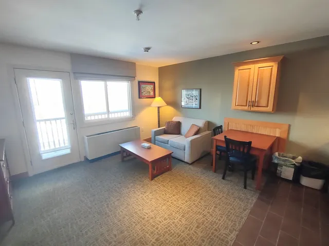 $65,000 | 228 East Mountain Road, Unit B GRAND HOTEL 271 IV (HUNGERFORD), Killington, VT 05751