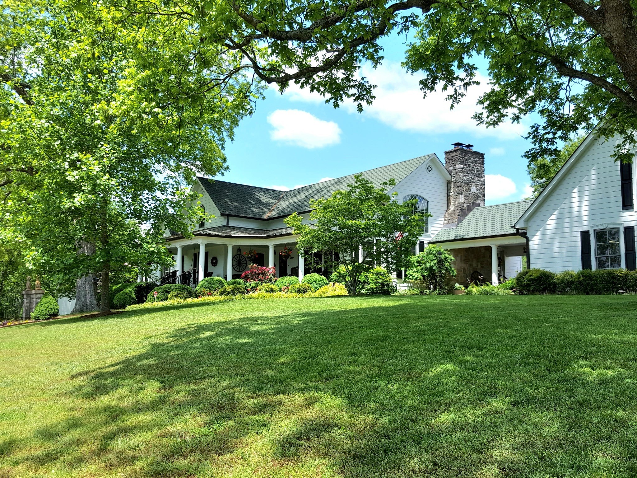 4929 Snow Creek Road Santa Fe, TN 38482 - Photo 2 of 51